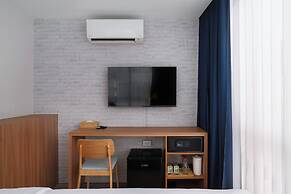 Kokotel Cebu Adira