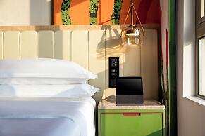 Atwell Suites Hefei City Center By IHG
