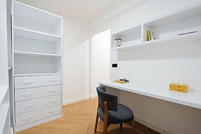 Chic & Modern 4BR Home in Old Tbilisi