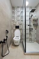 Chic & Modern 4BR Home in Old Tbilisi