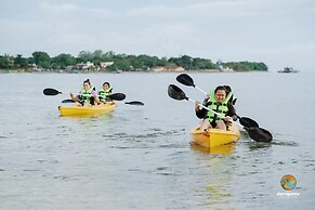 Isla Enriqueta - Private Beach Resort