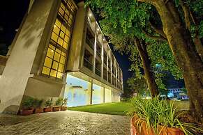 VANTAGE POINT HOTELS & RESORTS
