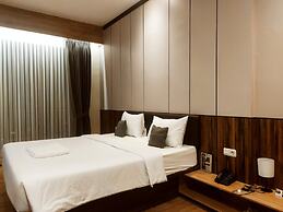 M-LIVIN Dorm Hotel