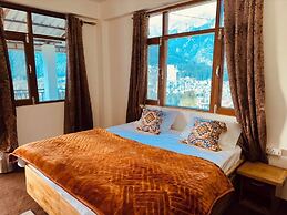 Aura by RA Manali - Mountain View