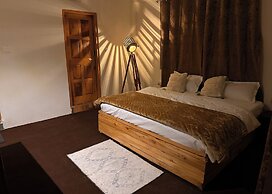 Aura by RA Manali - Mountain View