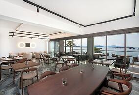 EdgeWater Beach Hotel