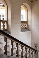 Carillon by BestChoice  - Parking Option