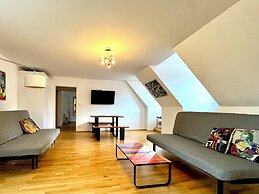 Carillon by BestChoice  - Parking Option
