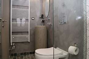 Rooster Suites