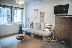 Rooster Suites