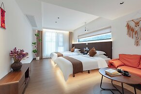 Everchanging Seasons Homestay