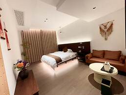 Everchanging Seasons Homestay