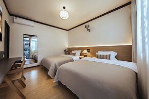 Wenshuo Hotel