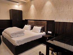 Cottage Club Inn