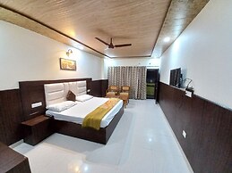 Cottage Club Inn