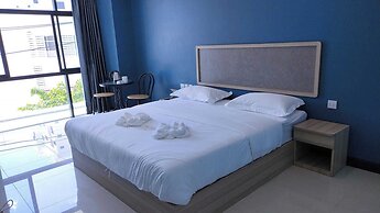 At 81 Hotel