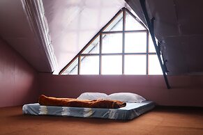 Okhli Homestay