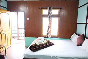 Okhli Homestay
