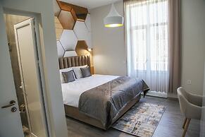 Corner House