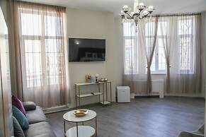 Corner House