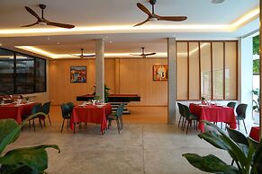 Smile Boutique Hotel by EHM