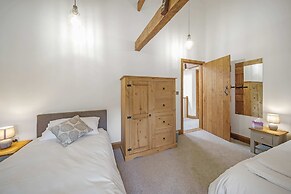 Host Stay The Cart House