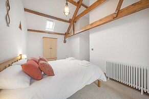 Host Stay The Cart House