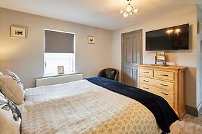 Host Stay Mount Cottage