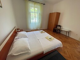 Apartment Perovic