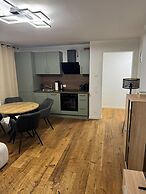KC Hostings - Prestige Apartments