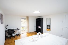 KC Hostings - Prestige Apartments