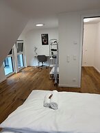 KC Hostings - Prestige Apartments