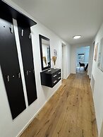 KC Hostings - Prestige Apartments