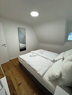 KC Hostings - Prestige Apartments
