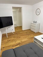 KC Hostings - Prestige Apartments
