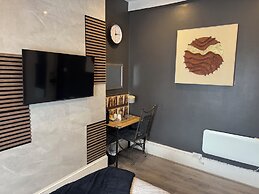 Aimi Residence