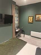 Aimi Residence