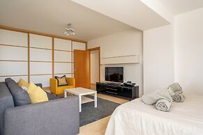Spacious 3BR Villa with pool and views