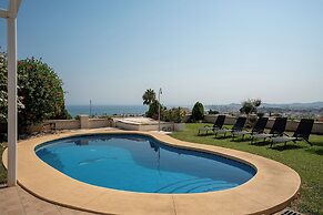 Spacious 3BR Villa with pool and views