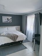 SHABIS GUEST LODGE