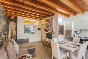 Domus in Como by Rent all Como