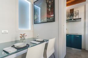 Domus in Como by Rent all Como