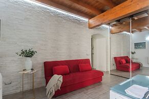 Domus in Como by Rent all Como