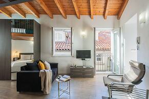 Domus in Como by Rent all Como