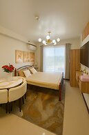 Room-luxury Condo-sea View- Near Beach