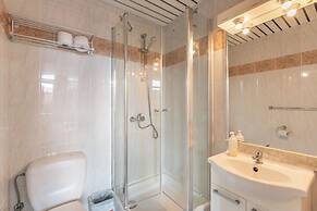 Room-studio Triple Near Noord Station
