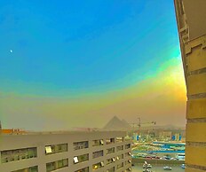 Pyramids Moon Hotel