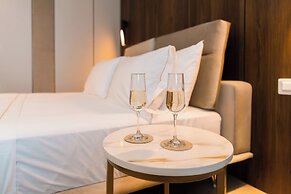 Grand VM Conference & SPA
