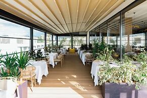 Grand VM Conference & SPA