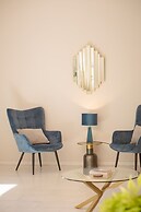 The White Marble Luxury City Apt
